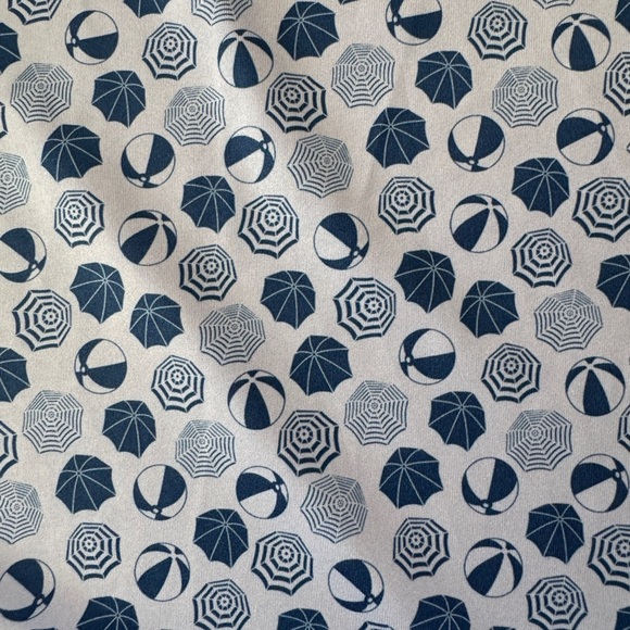 PUMA BOYS NWT Mattr Beach Print Lavender And Blue‎ Beach Balls Umbrellas Size L - Picture 9 of 9